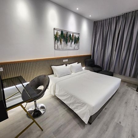 One Point Hotel Κουτσίνγκ Εξωτερικό φωτογραφία