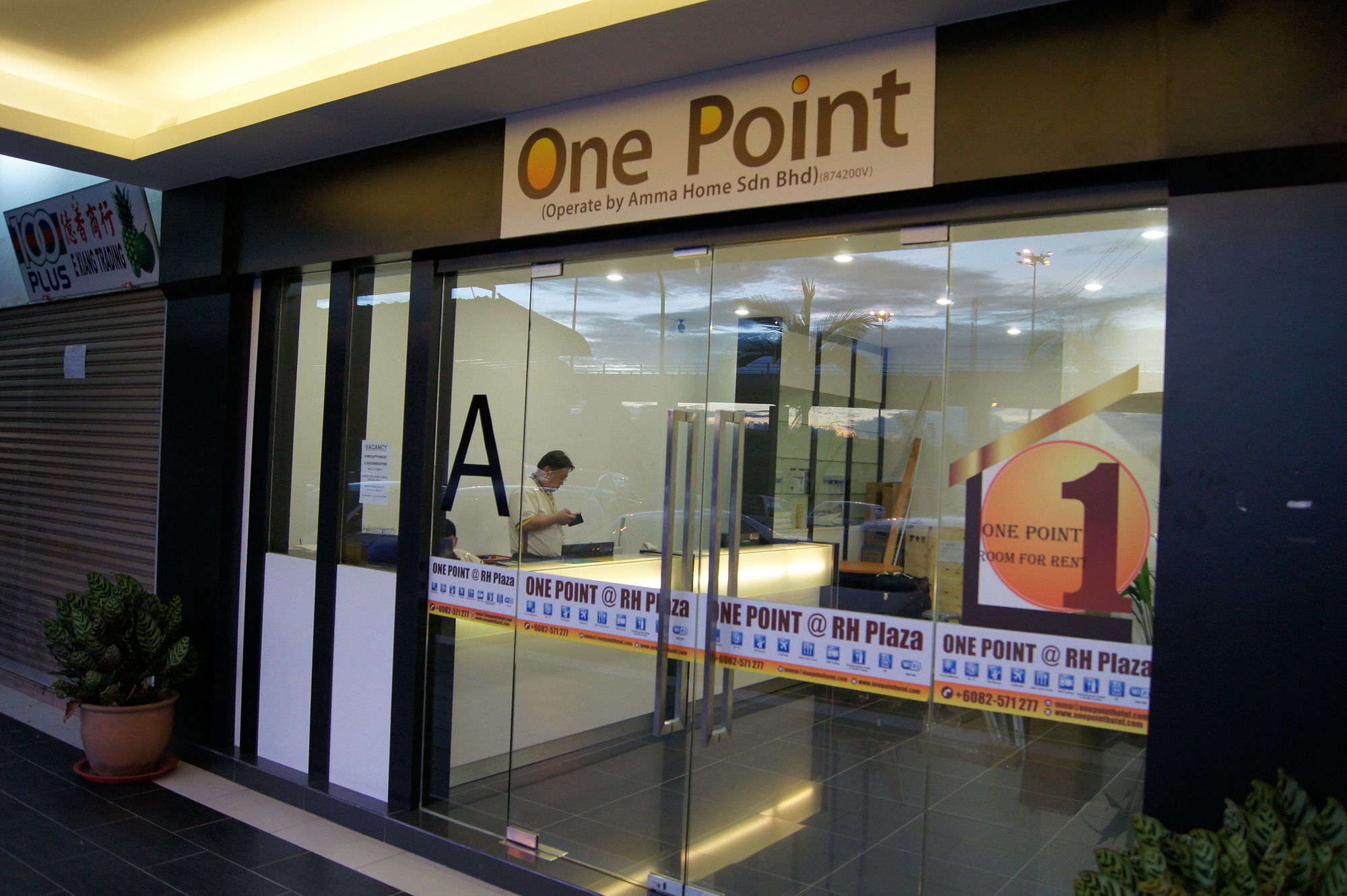 One Point Hotel Κουτσίνγκ Εξωτερικό φωτογραφία